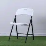 كرسي قابل للطي لون ابيض MAZ-6610